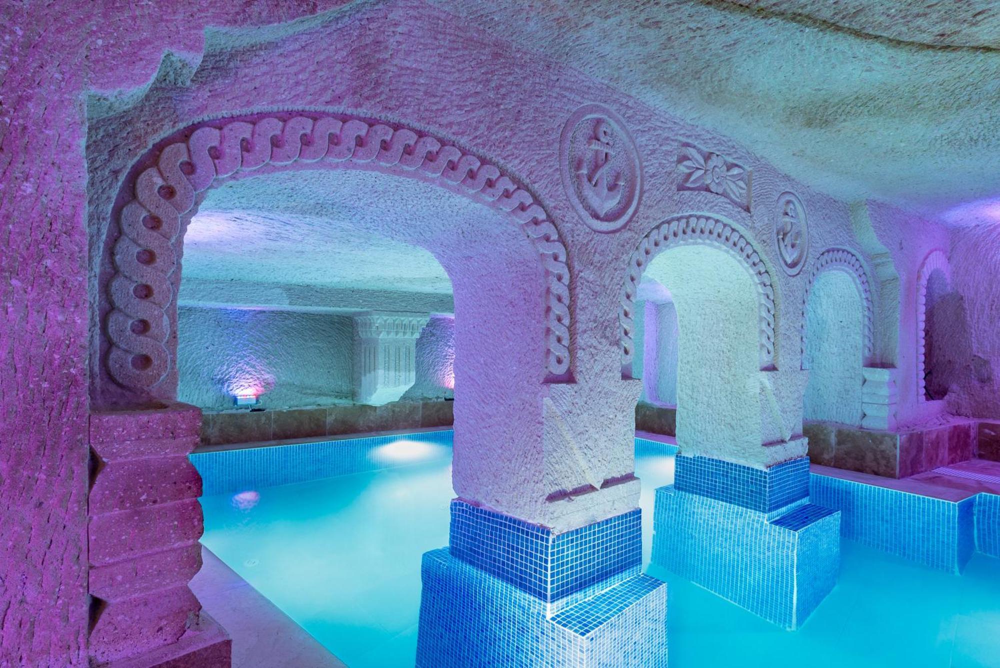 Hotel Cappadocia Inans Cave & Swimming Pool Hot Nevşehir Esterno foto